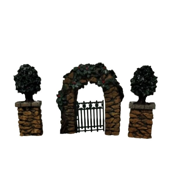 Department 56 Heritage Village Collection Garden Gate‎ & Topiary Set - Picture 1 of 11